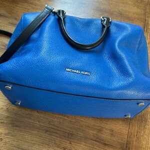 MICHAEL KORS ELECTRIC BLUE PURSE | MK KIRBY | Pebble Grain Leather